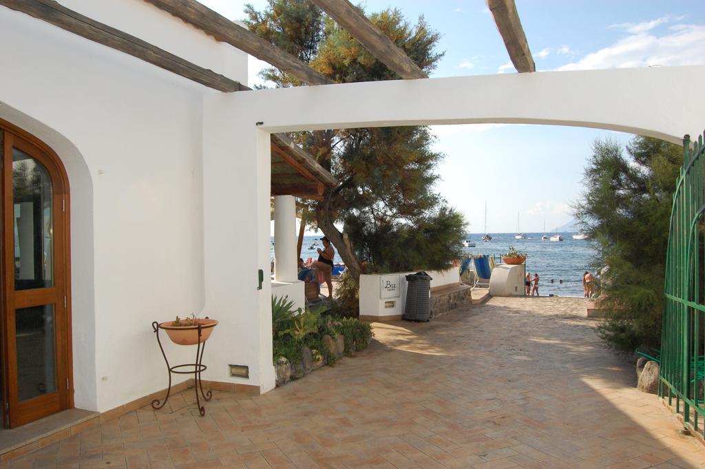 Hotel Conti Vulcano  Exterior photo